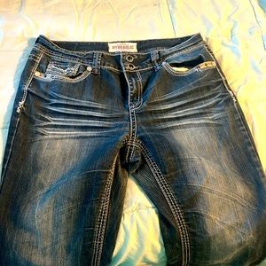Size 18 super dressy Hydraulic “Tuesday” jeans. Boot cut. Bottoms a bit frayed.